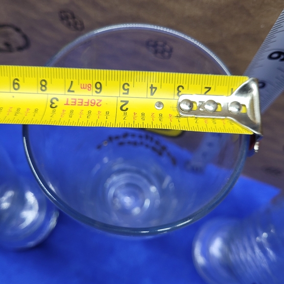 Set of 3 pilsner beer glasses from Europe. - Picture 8 of 9